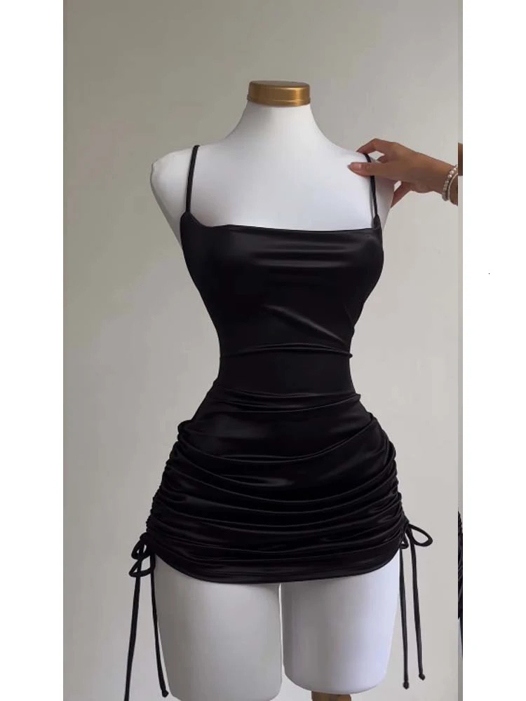 Sexy sleeveless backless mini dress for womens summer satin lace party club street black Y2K 2025 robe 250414