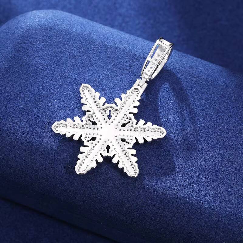 Hot Popular Christmas Day Present 925 Solid Silver Gra Certified Moissanite Snowflake Pendant Luxury Jewelry