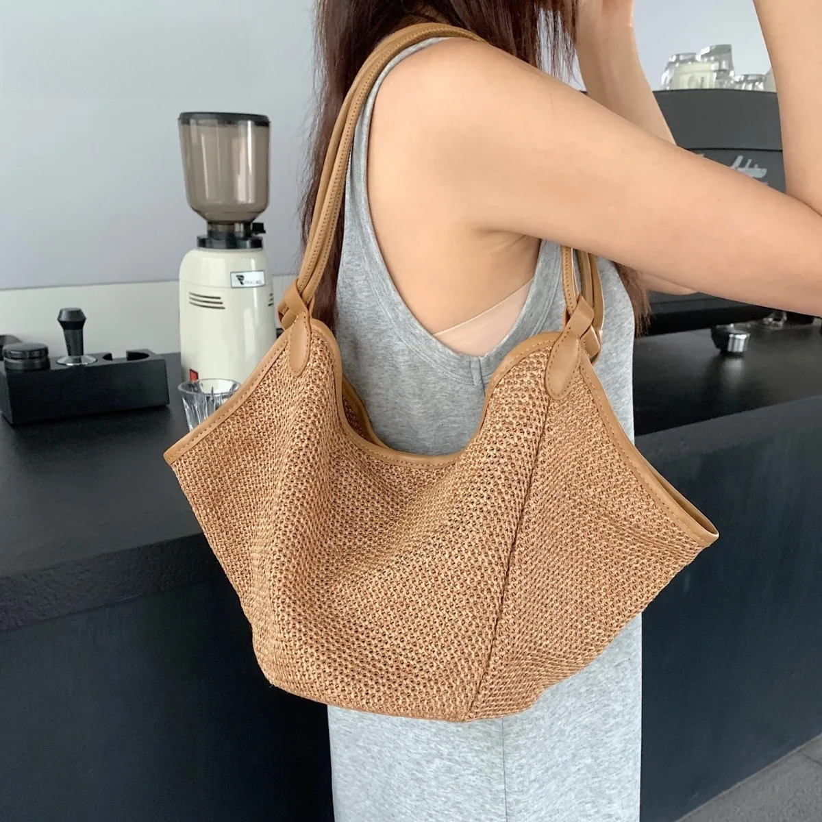 Designer bag handbag women's travel beach handbag armpit bag natural Lafite grass yarn knitted French lazy style