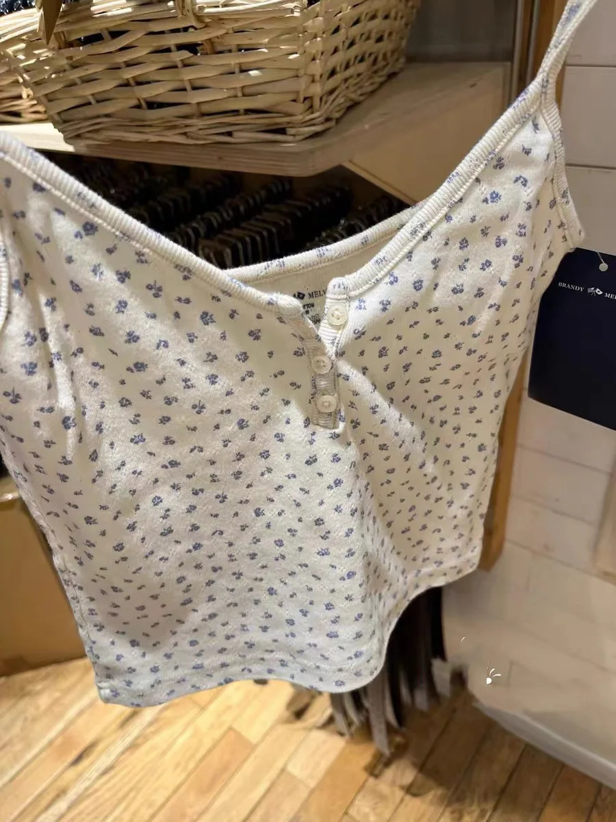 Sleeveless three button Vneck crop top cotton Camis ultrathin cut vest summer womens retro Y2k 250414Z