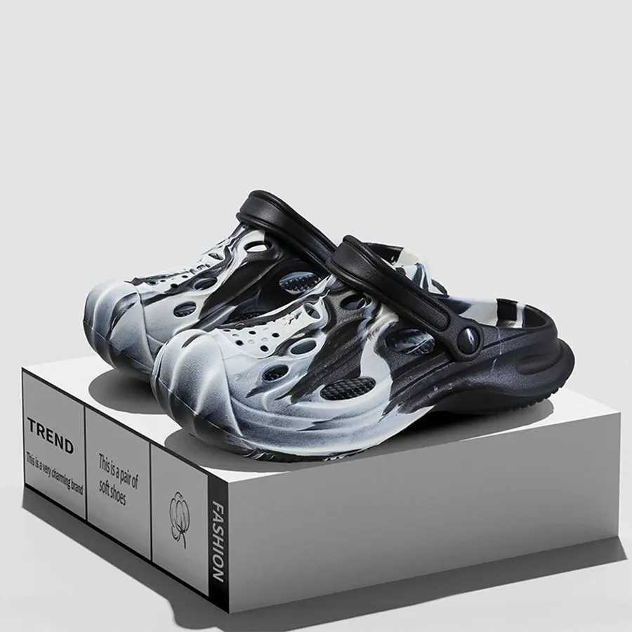 Summer Beach Slippers for Men 2025 Summer Mens Outdoor Slippers and Sandals Summer Couple Garden Slippers W250414