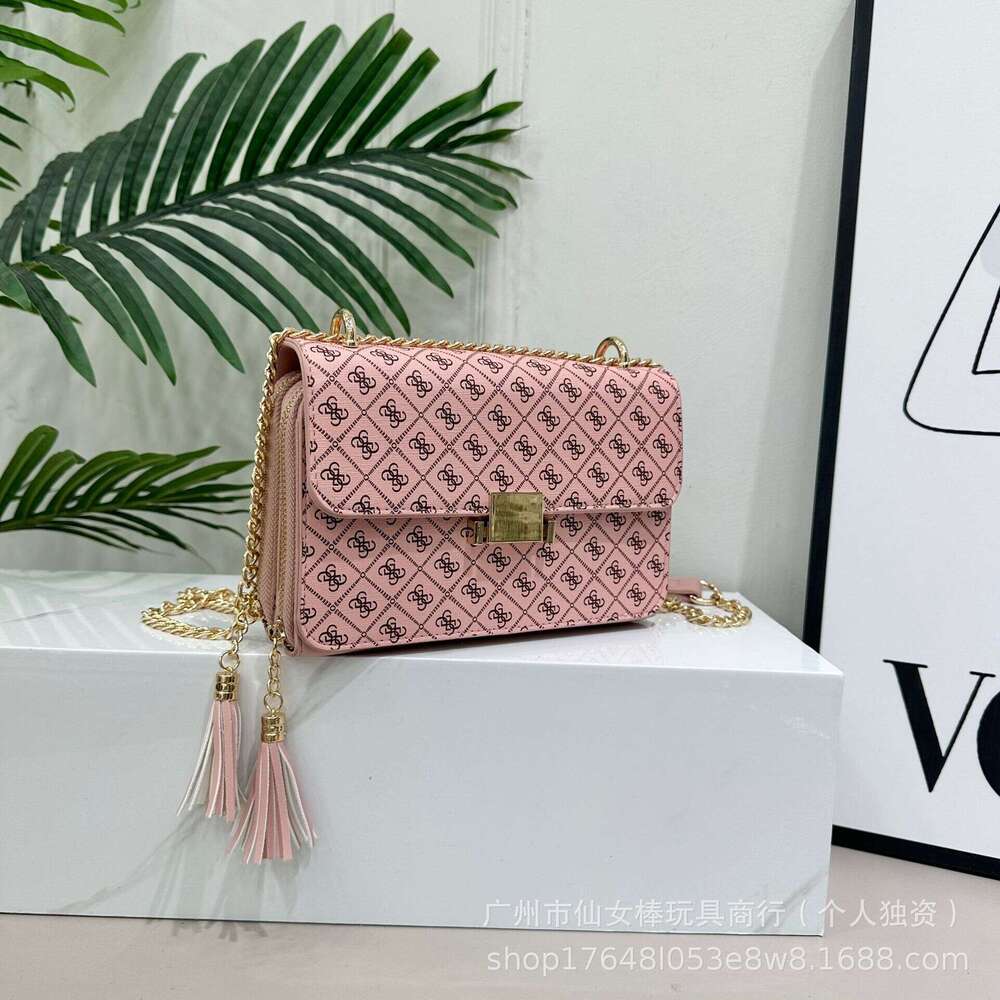 Women's Bags Women's bag, classic iron chain, Instagram trend, fashionable printing, card insertion wallet, single shoulder crossbody, new s
