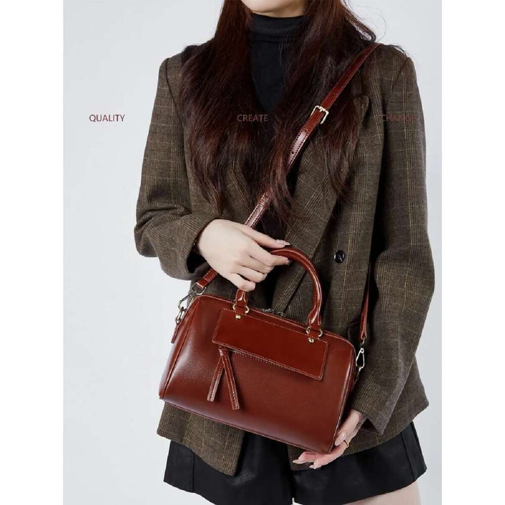 Designer Bag 2025 Fashion Genuine Leather Women Boston Armpit Handbag Cowhide Ladies Crossbody Shoulder Bag Commuter Shopping