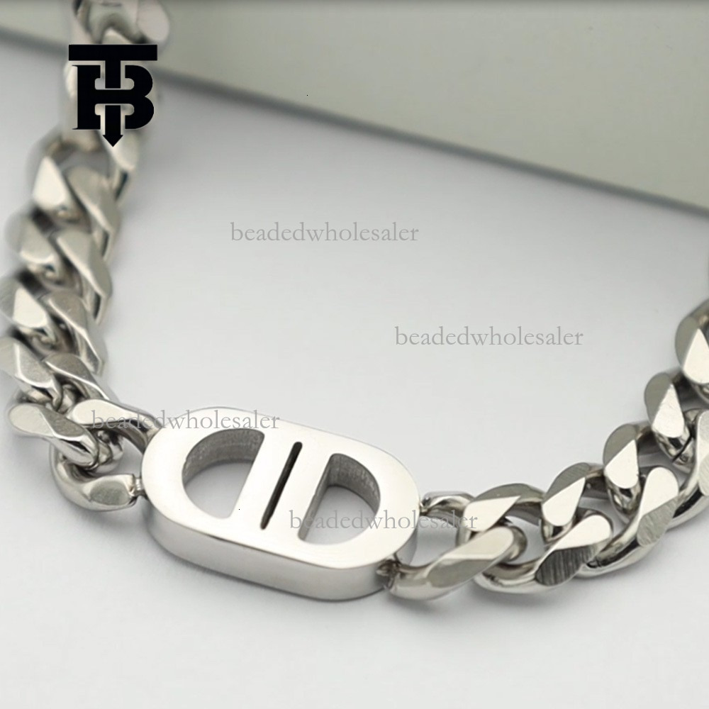 TB BHULAMTE Designer Fashion Pig Nose Titanium Steel Necklace Hip Hop Personalized Cuban Chain 18K Gold Double D Bracelet Pearl Earrings Non Fading Lu