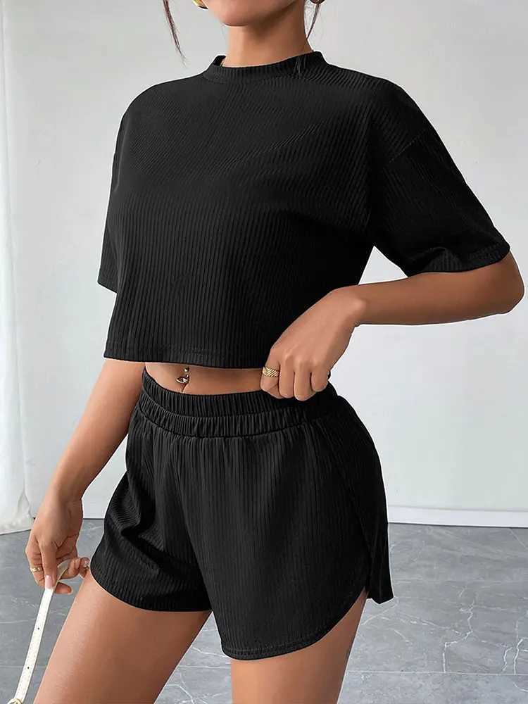 Womens T-shirt Summer Sports Shorts 2-piece Street Clothing Fashion Shorts Sve O-neck T-shirt Solid Sexy Splicing Shorts SportswearXJ250414
