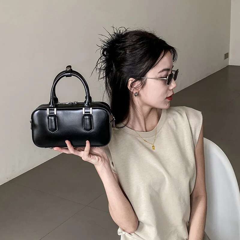 Designer Bag Spring New Genuine Leather Women Small Boston High Quality Shoulder Crossbody Bags Retro Commute Handbags Ladies Pillow Bag