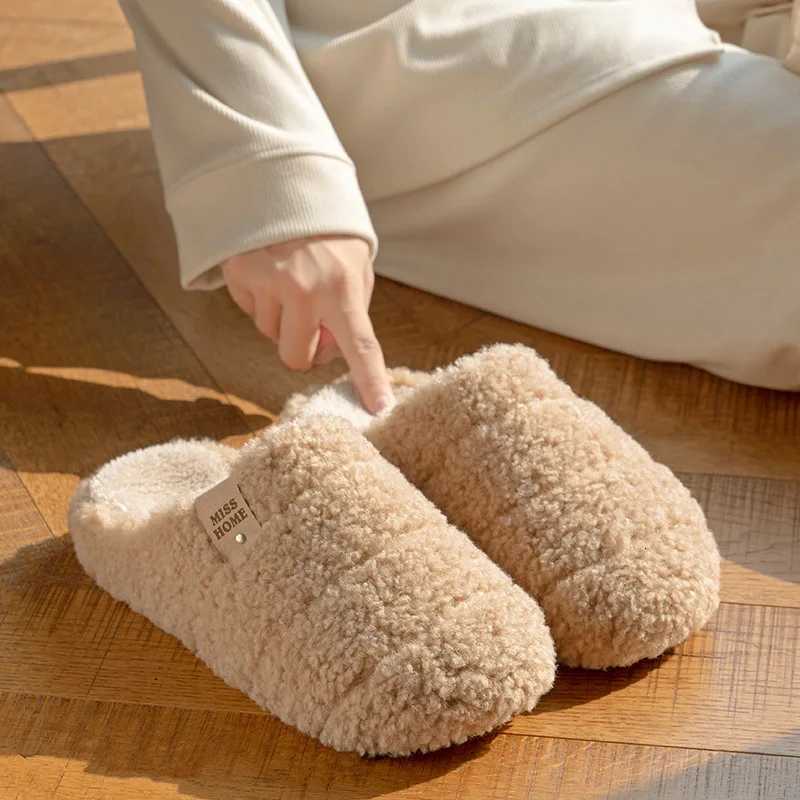 Casual Fluffy Wens Slippers He Plarform Plush Luxury Designer Wan Shoes Winter Indoor Elegant Fuzzy Fur Slides Warm Soft Y251114