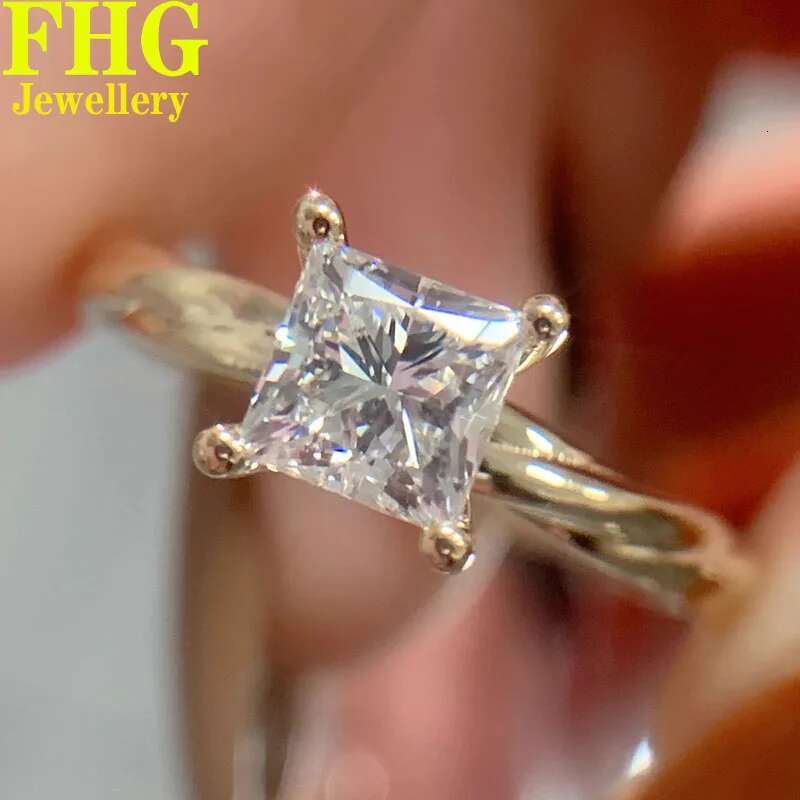 1 2 3 4 5 Carat Au750 18K White Gold Ring luxurious princess shape moissanite Diamonds Wedding Engagement Anniversary Gift Ring