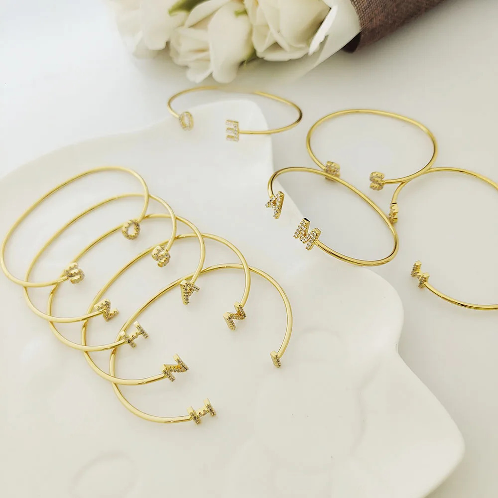 DODOAI Custom Zircon Bangles Personality Custom Name Bracelet Jewelry Name Words Letters Custom Bracelet Bangle Women Jewelry 250408