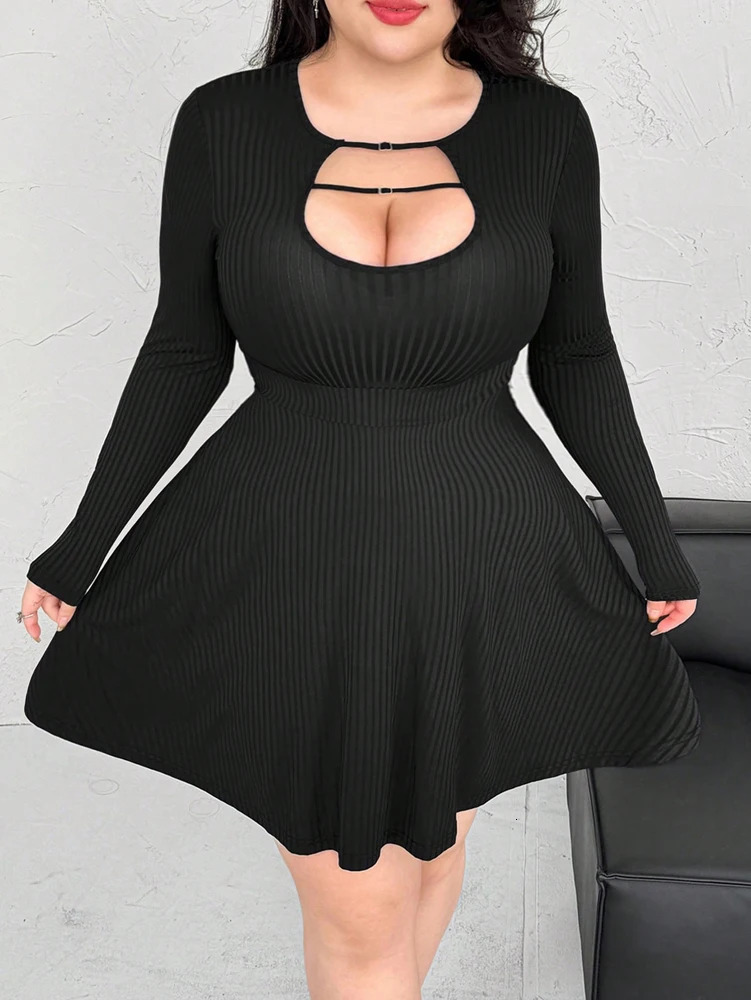 Plus Size 2025 Black Concave Strip U Neck Spoon A Hem Long Sleeve Dress Mini Polyester Material Choice for Summer 250414Z