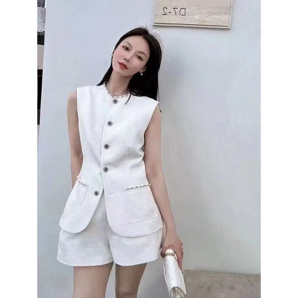 French Socialite Fashion Suit Summer New Chic Sleeveless Coat Slimming Vest Top Casual Shorts Black Two Piece Sets Women Outfits