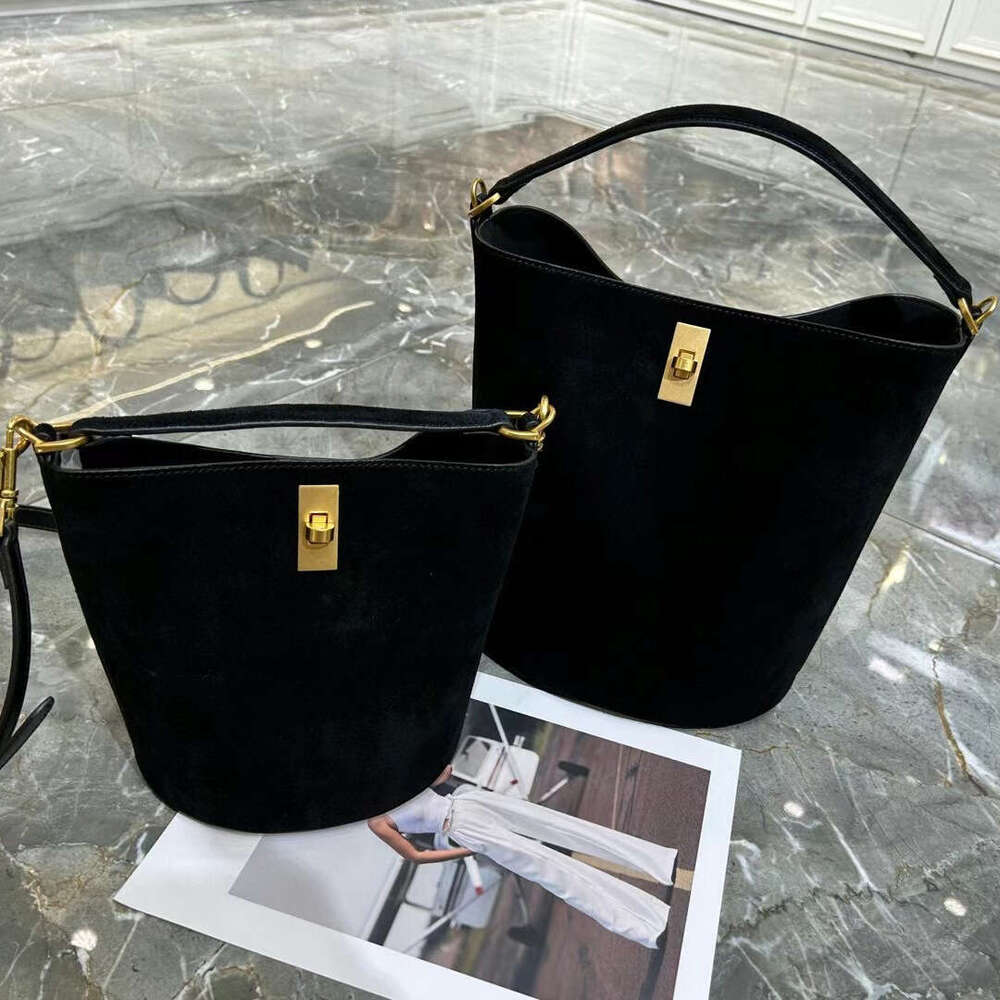 Women's Bags Head layer cowhide frosted bag for women, autumn and winter new item, genuine leather hand-held bucket bag, large capacity