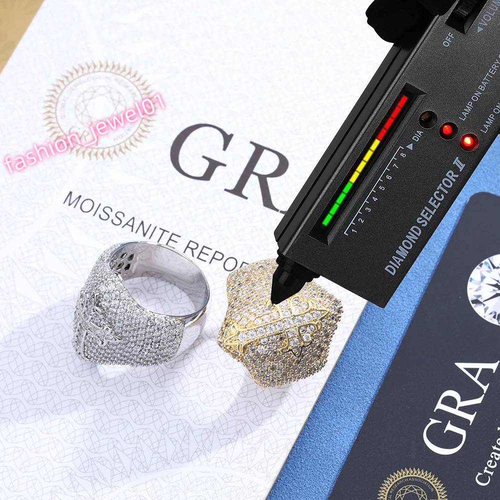 New Arrivals Micro VVS Baguette Moissanite Ring 925 Sterling Silver Hip Hop Rappers Cross Jewelry Bling Cross Ring for Man