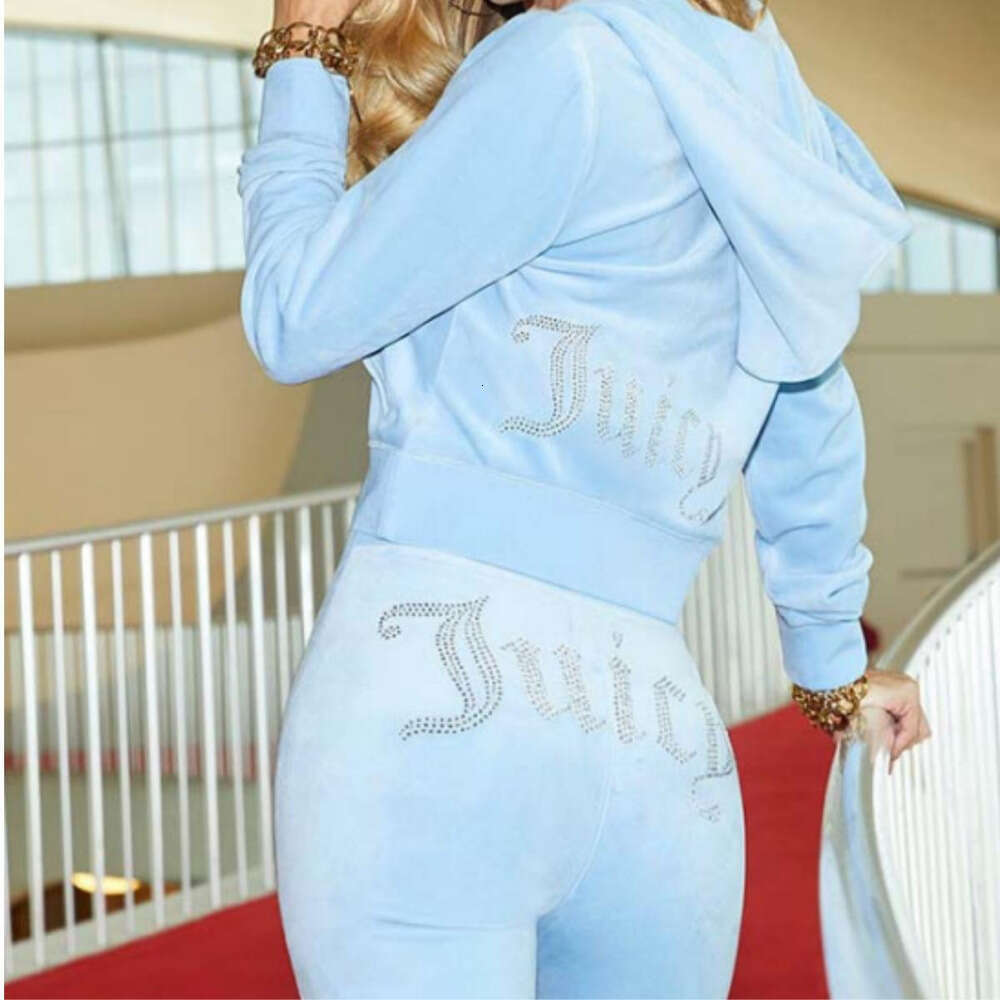 Sweater Suits Womens Yoga Sports Wear Cotoure Designer Clothes Sporting Casual Veet Set Tracksuit Sweatsuits B32 C260312