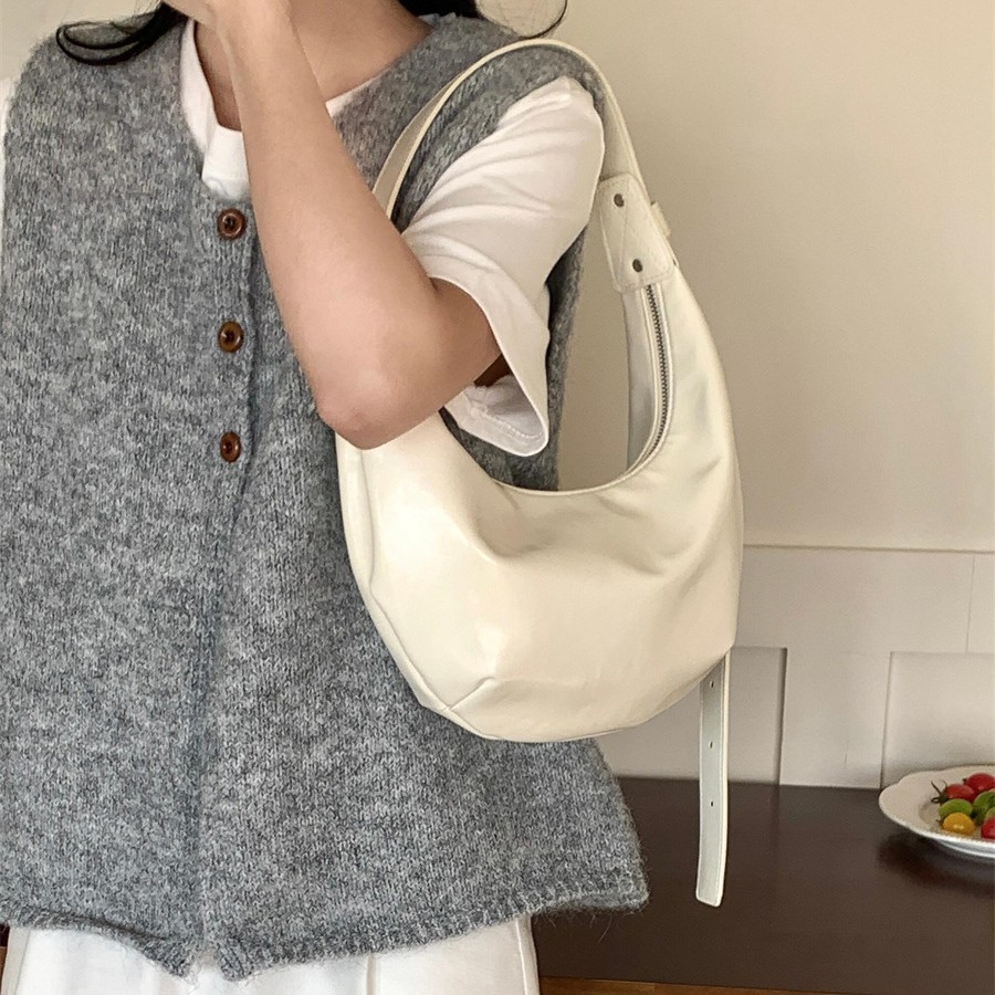 Chic Simple Shoulder Messenger Bag for Women - Soft Leather Dumpling-Style Armpit Carryall
