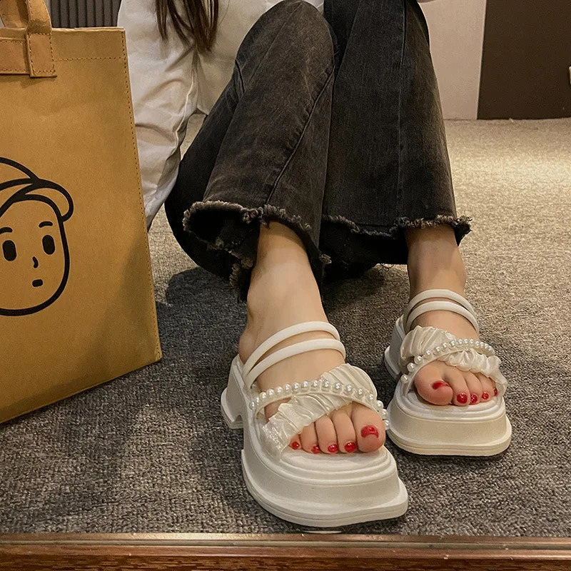 Summer European Style Fashion Pearl Fairy Style Two Piece Foreign Air Thick Bottom Non Slip Sandals 250408