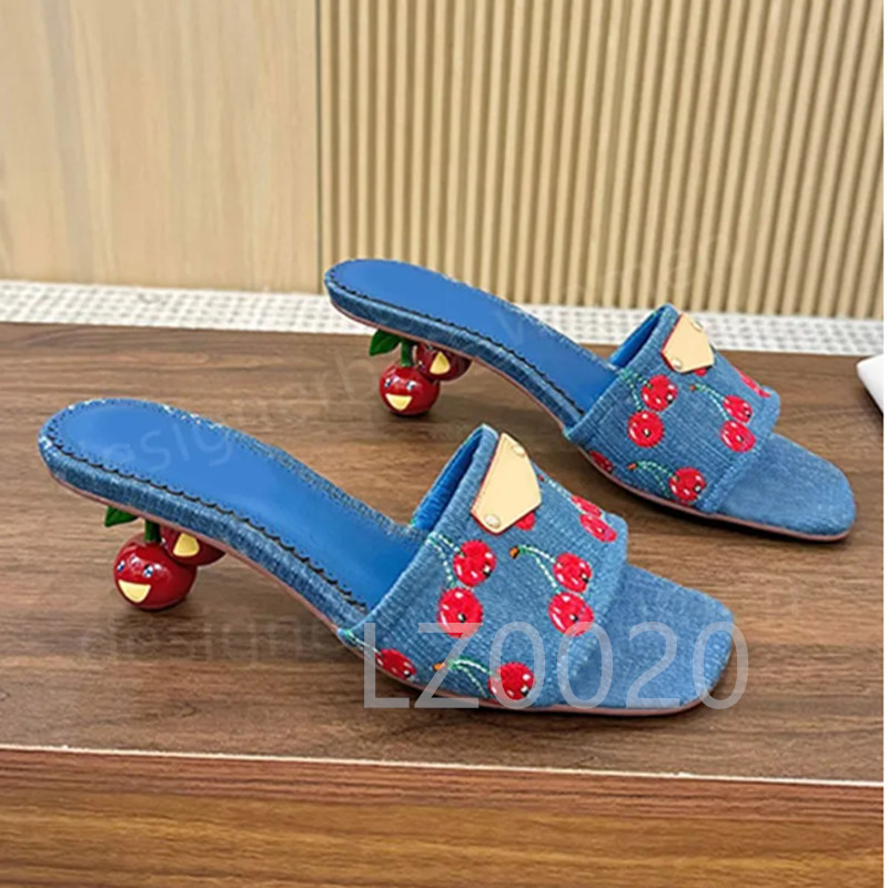 Luxury shoe designer slippers summer cherry heel lightweight women's casual beach vacation lazy sandals embroidered canvas slippers lady slide Sizes 35-42