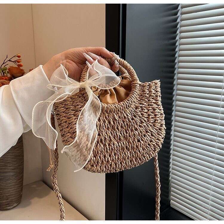 Handmade Beach Bag Paper Rope Hand-Held Crossbody Shoulder Beach Woven Bag, Semi-Circular Lace Grass Bag Kq2