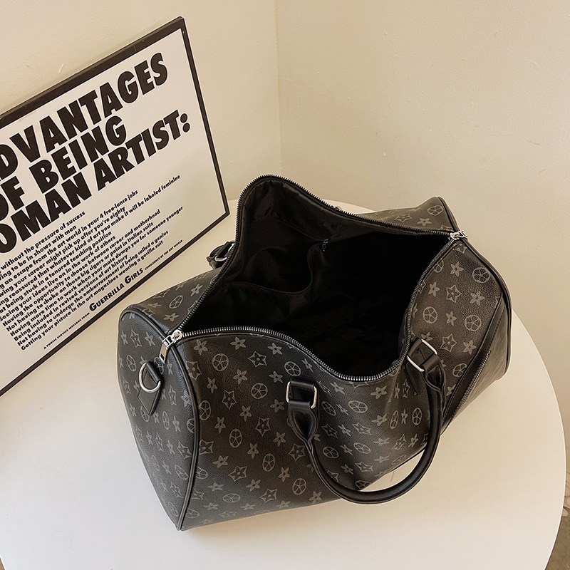 Bestselling New Print Design Style Outdoor Travel Bag Sports Gym Bag Breathable Waterproof Large Capacity Maternity Hospital Bag Free Shipping