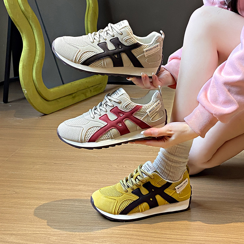 Free shipping lightweight comfortable non-slip running shoes women's spring new breathable casual sports shoes Forrest Gump shoes 2025