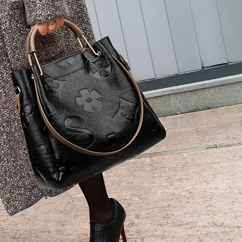 Fashion And Atmosphere New Cross Body Large Capacity Bucket Bag Women's One Shoulder Handbag
