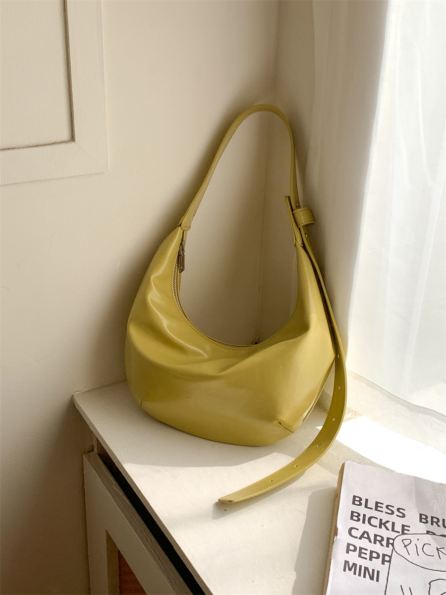 Chic Simple Shoulder Messenger Bag for Women - Soft Leather Dumpling-Style Armpit Carryall