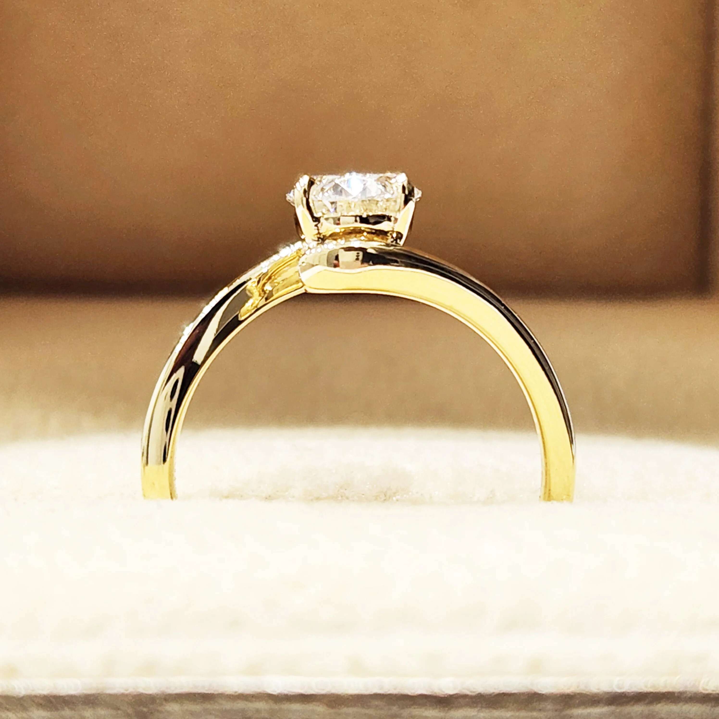 Custom Real Solid 14K Yellow Gold Rings Women Engagement Anniversary Wedding Rings Oval Moissanite Diamond Rings Trendy