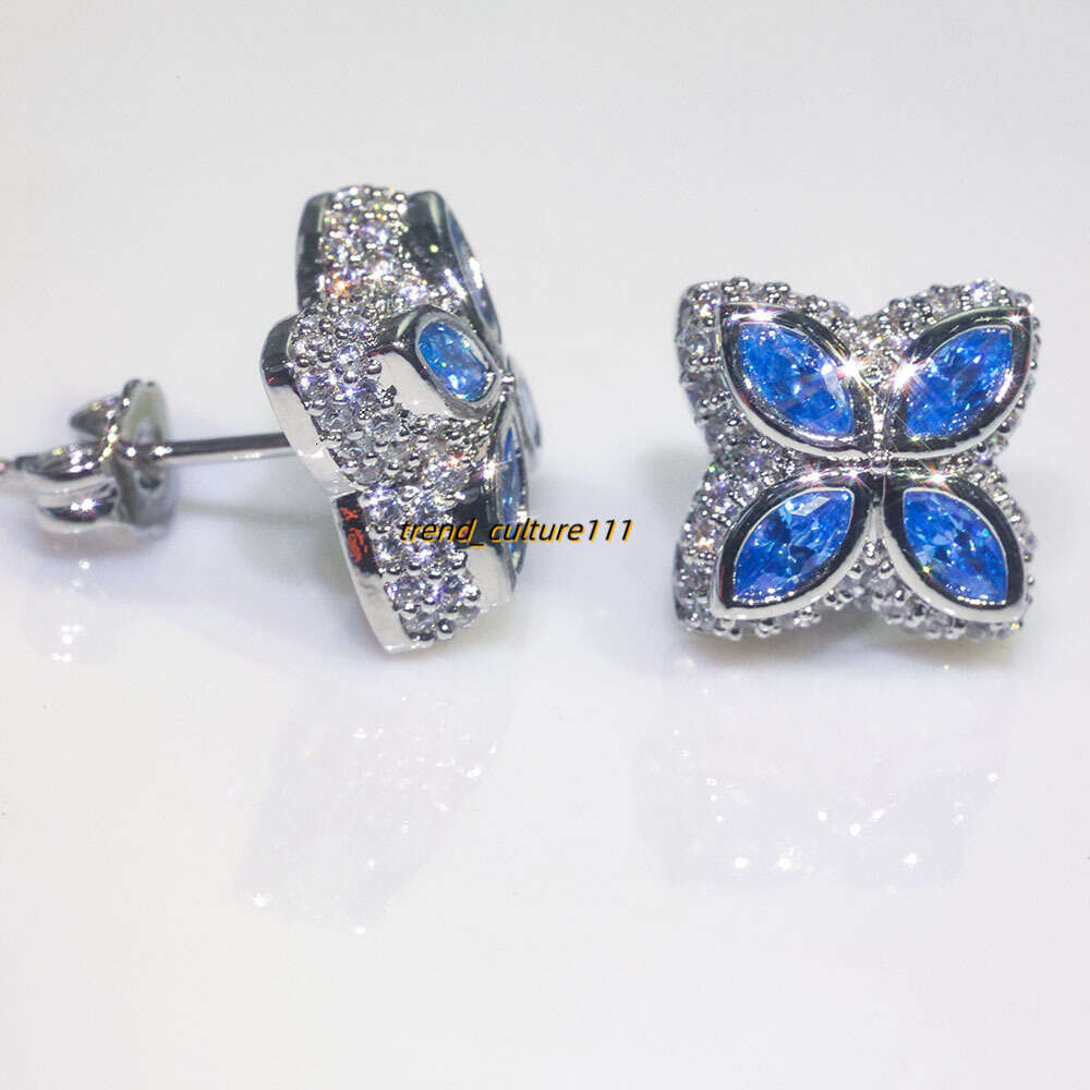 Hip hop clover simple and elegant, women's earrings, full dia colored Moissanite earrings