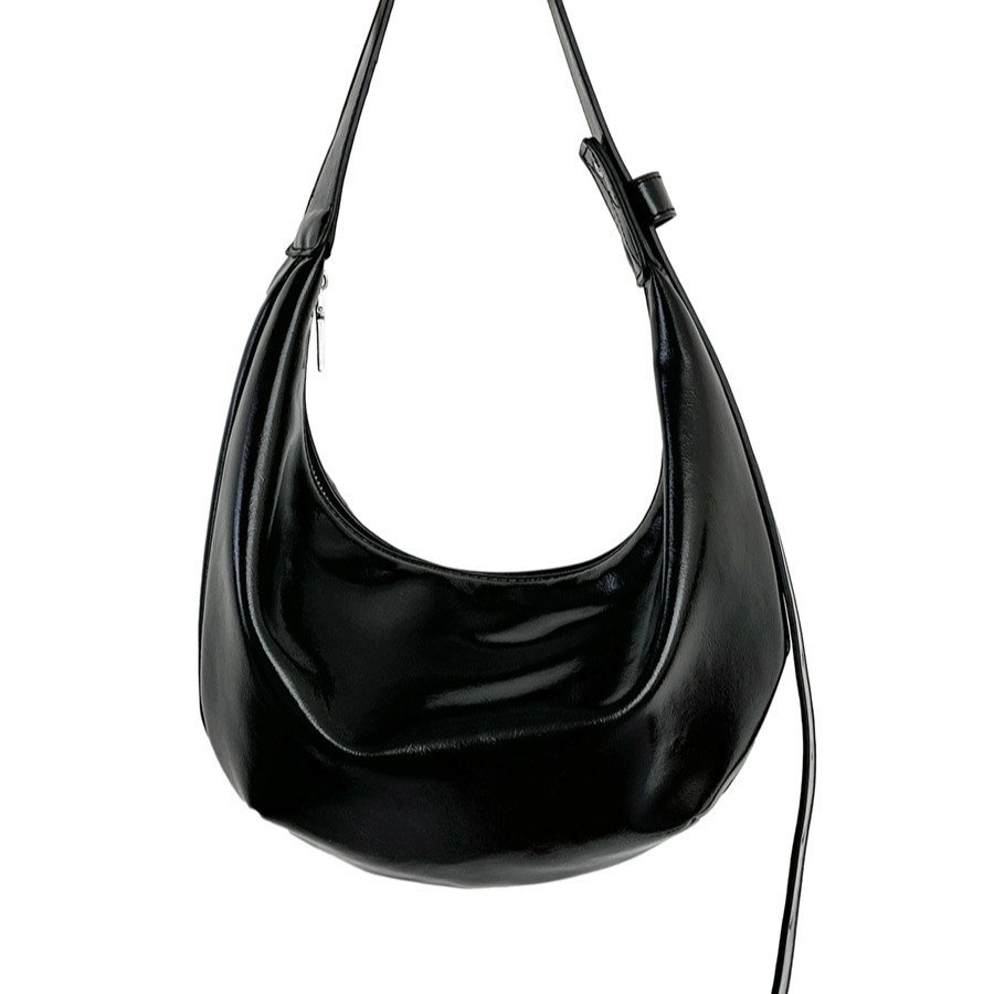 Chic Simple Shoulder Messenger Bag for Women - Soft Leather Dumpling-Style Armpit Carryall