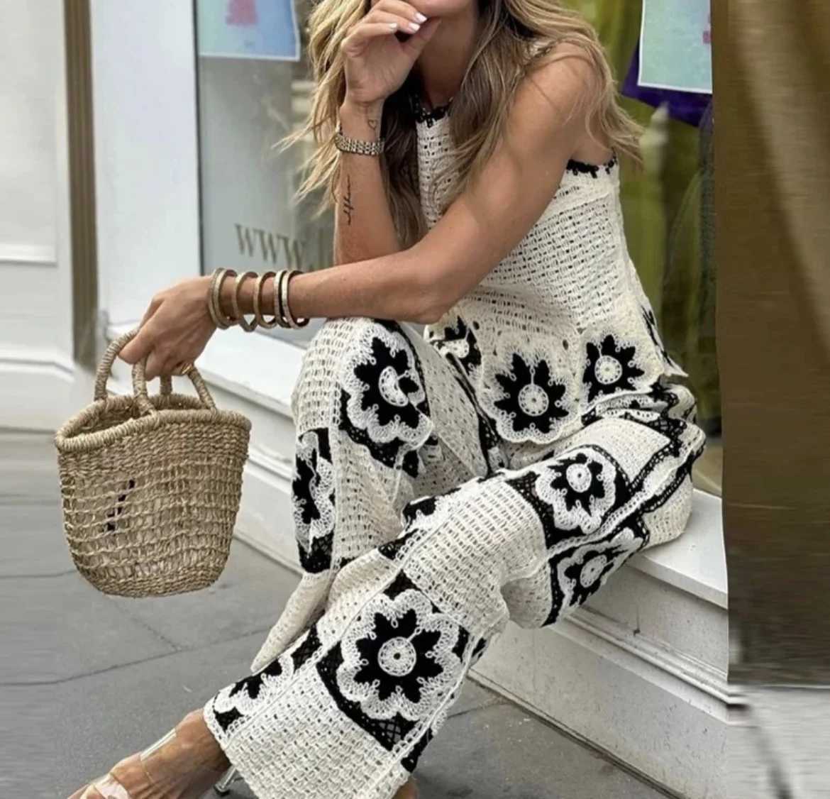 Autumn new European and American style crocheted sleeveless top contrasting color knitted wide leg pants fashion setXJ250414