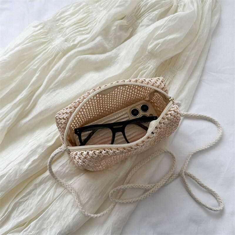Handmade Beach Bag Summer Mini Handmade For Women 2023 New Trendy And Fresh Countryside Style Crossbody Grass Woven Small Square Bag Kq2