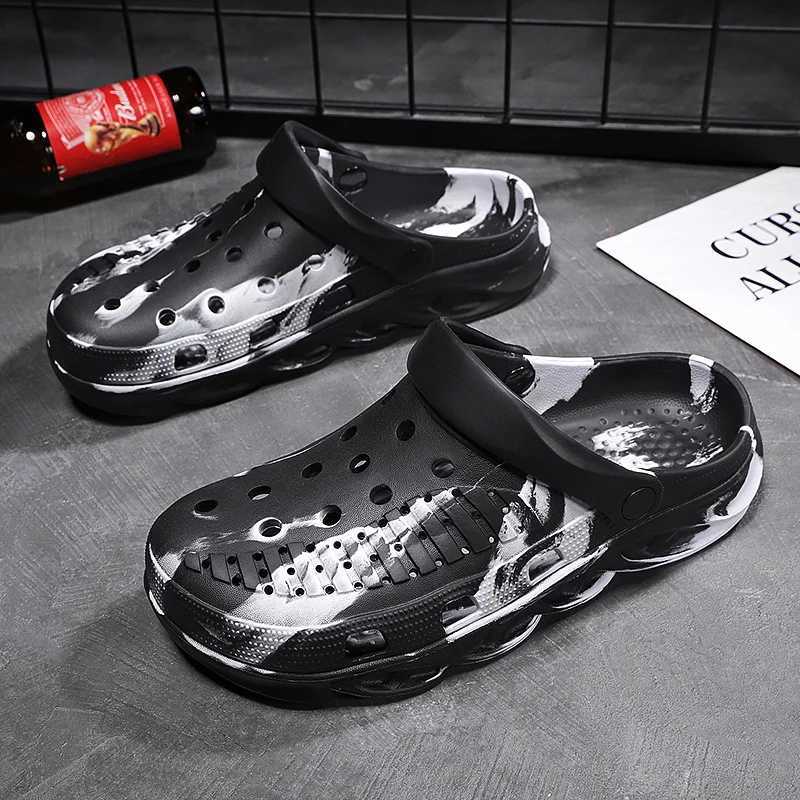Summer Couple Clog Shoes Fashion Sandals Waterproof Slippers Mens Shoes Outdoor Soft Sole Slippers EVA Beach Home Slippers W250414