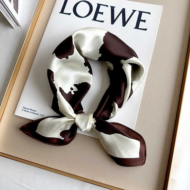 2025 New Silk Small Square Scarf - Fresh, Elegant, Fashionable for Commuting, Great Match - Mulberry Silk Square Scarf Z251114