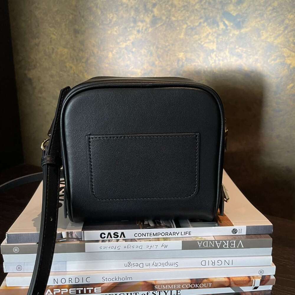 Women's Bags autumn and winter new CASE small square chain box bag, high-end, fashionable, versatile, single shoulder crossbody bag