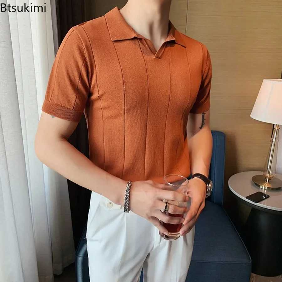 2025 New Mens Ice Silk Short sleeved Polo Shirt UK Casual Business Ruffian Handsome V-neck Knitted Top Summer Mens Wear W250414