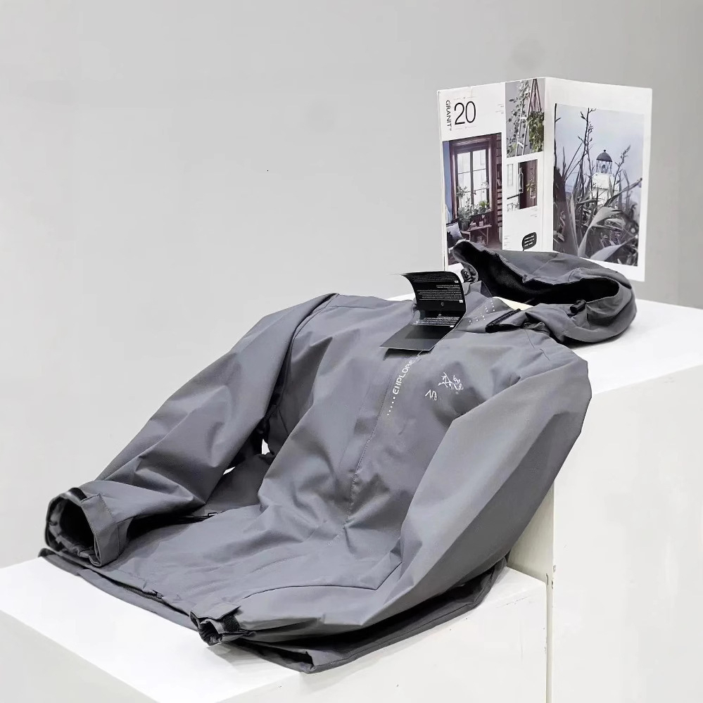 Arterix Jacket Designer Mens Womens Goretex Hard Shell Zip Up Waterproof Hood Windbreaker Arcs Plus Size Clothes Spring And Autumn Coat Jackets 981