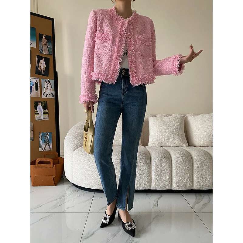Designer Clothes Pink Fringe Fur Shoulder Pad Tweed Jacket Blazer Boucle Crop Coat For Women 2023 Spring