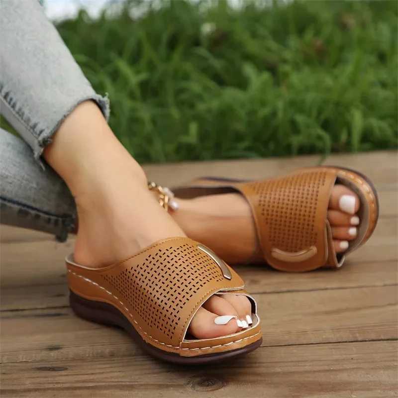 Womens hollow wedge-shaped slider summer new womens comfortable breathable platform sandals womens anti slip slider Plus size 42 W250414