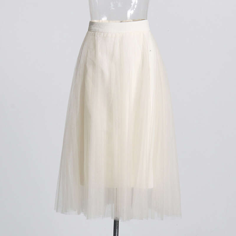 Designer Chic Ladies' Two-Piece Outfit - Modern Tailored Top + Delicate Lace Mesh A-Line Skirt