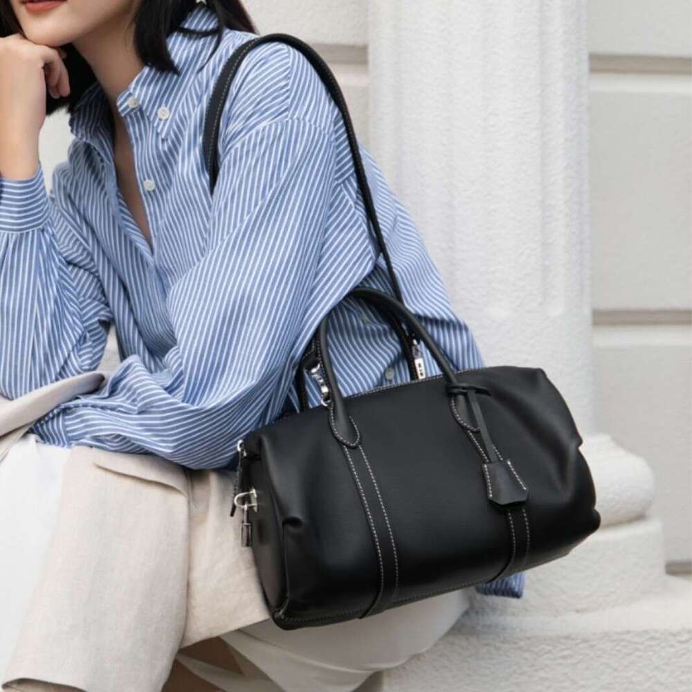 Women's Bags Real leather women's new model, top layer cowhide Boston large capacity commuting handbag, single shoulder bag for women