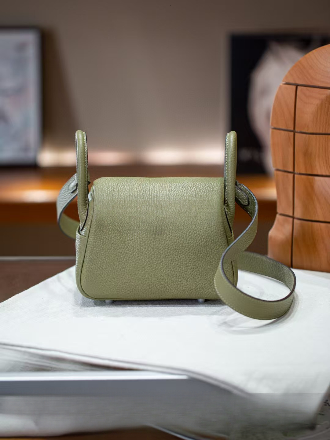 Designer cowhide mini handbag, new single shoulder crossbody bag, designer bag