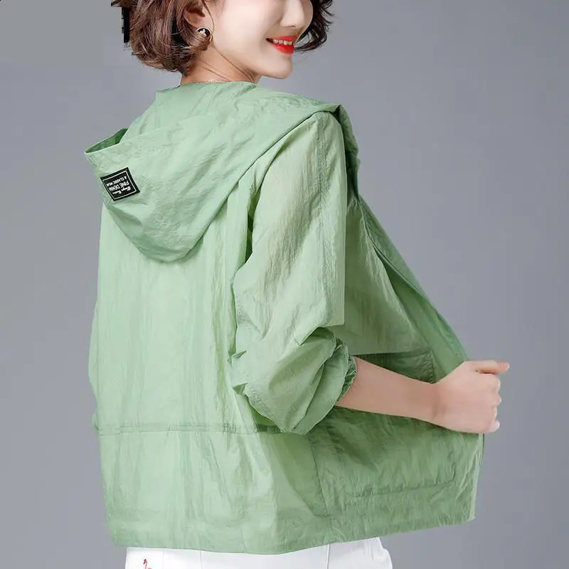 Korean Fashion Summer Casaco Feminino Solid Color Womens Spring Jacket 2025 All-Match Jackets Hooded Thin Sunscreen Coat 250410