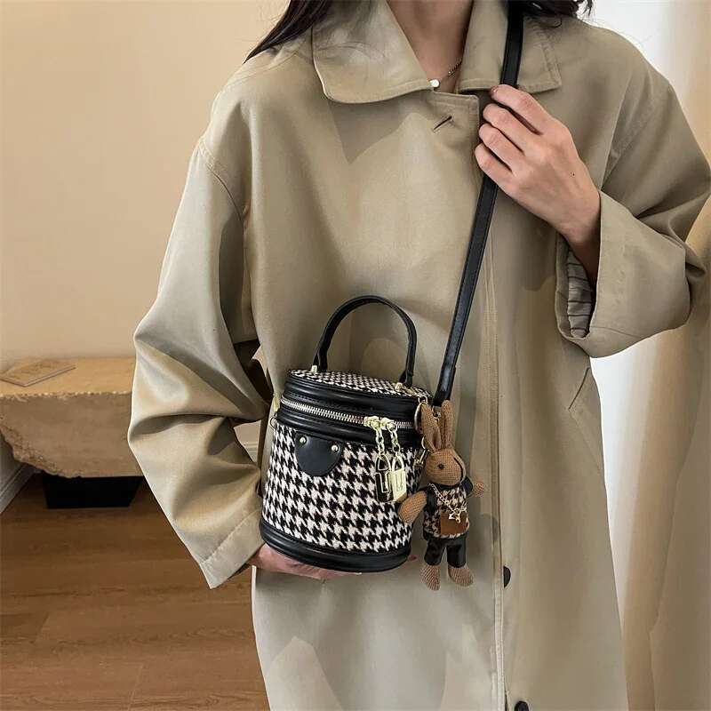 Bucket Plaid Woolen Fashion Designer Small Handbag Female Mini Crossbody Round Cyder One Shoulder Bag