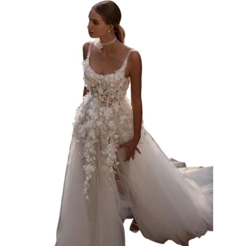Spaghetti Straps Beach Wedding Dresses 3D Floral Lace Appliques Side Slit Sexy Long Ivory Tulle Bridal Gown Backless Boho Bride Dress 2025 Customized 
