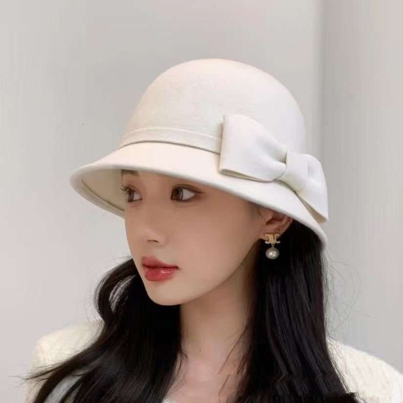 Fashionable Bowler Winter Versatile Elegant Warm Fisherman Audrey Hepburn Style French Millionaire Hat