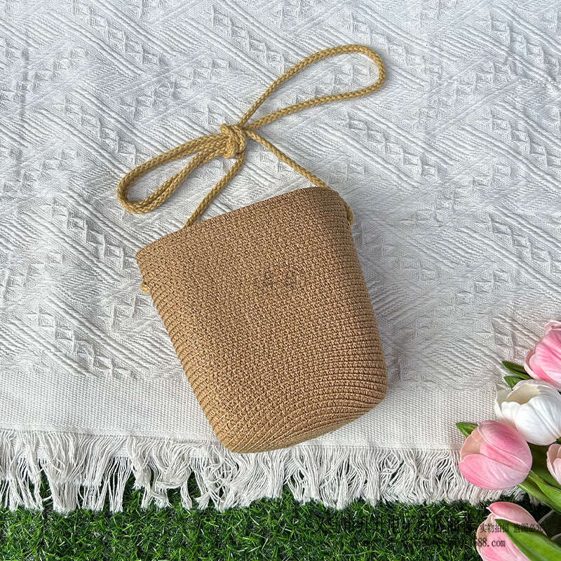 Handmade Beach Bag Spring And Summer New Light Board Adult Trendy One Shoulder Crossbody Handmade DIY Cute Change Grass Woven Bag Kq2
