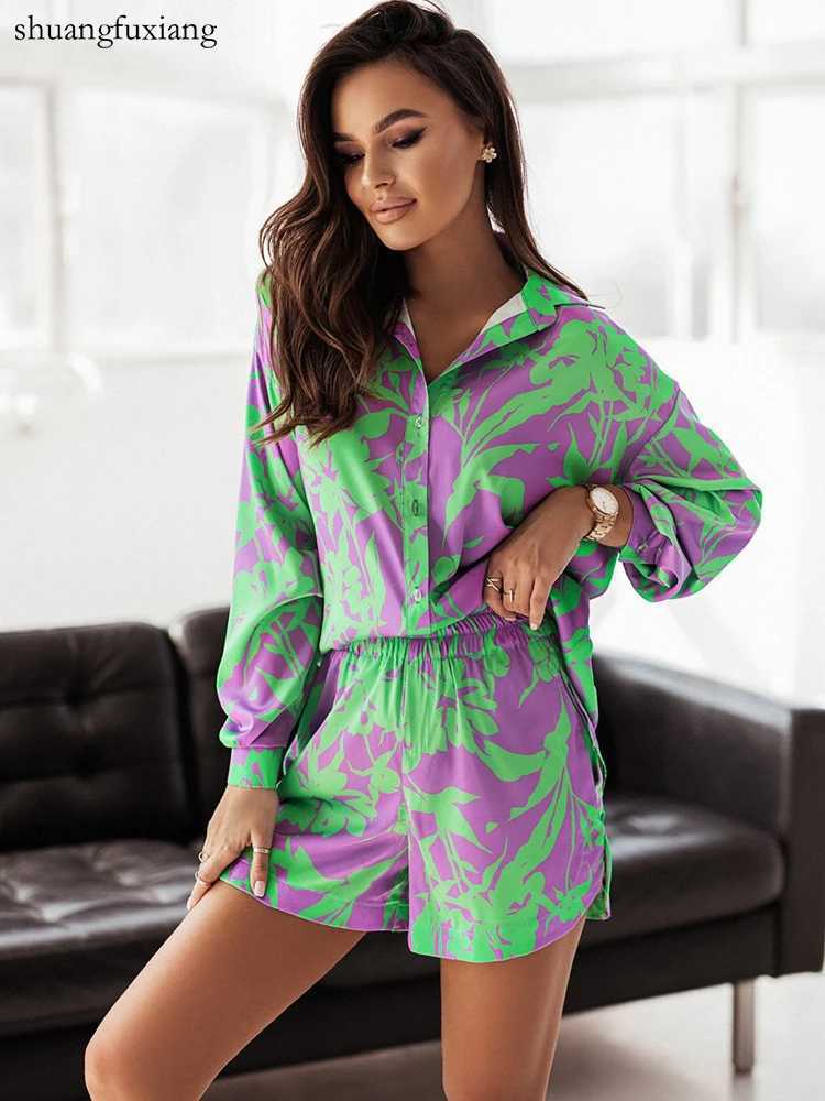 Casual Bohemian Holiday Printed Shorts Set Womens Long Sve Shirt and Shorts Two Piece Set Summer Button Shirt Two Piece SetXJ250414