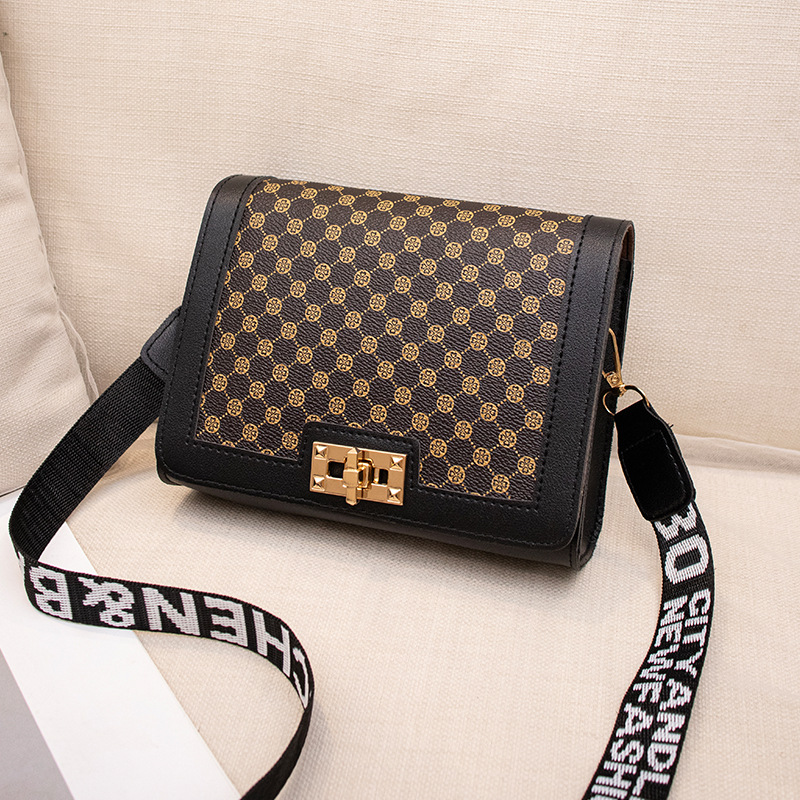 2025 Bag new style printed women's bag, leisure lock small square bag single shoulder cross body bag mobile phone bag contrasting color small bag