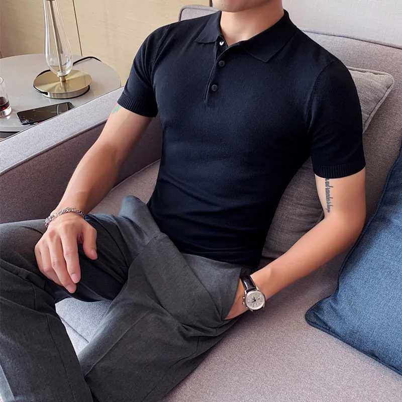 2024 Summer Mens Ice Silk Solid Color Polo Shirt Korean Luxury Collar Slimming Casual Knitted Top with Three Links W250414