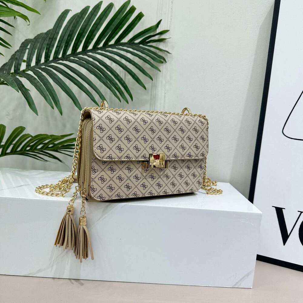 Women's Bags Women's bag, classic iron chain, Instagram trend, fashionable printing, card insertion wallet, single shoulder crossbody, new s